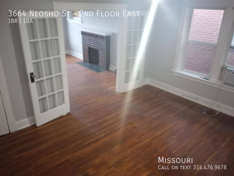 Apartment for rent at 3664 Neosho St #2nd E, Saint Louis, MO 63116