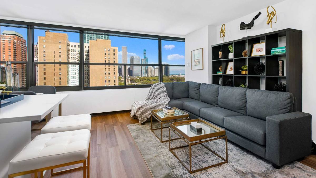 Apartment for rent at 1146 S Michigan Ave, Chicago, IL 60605