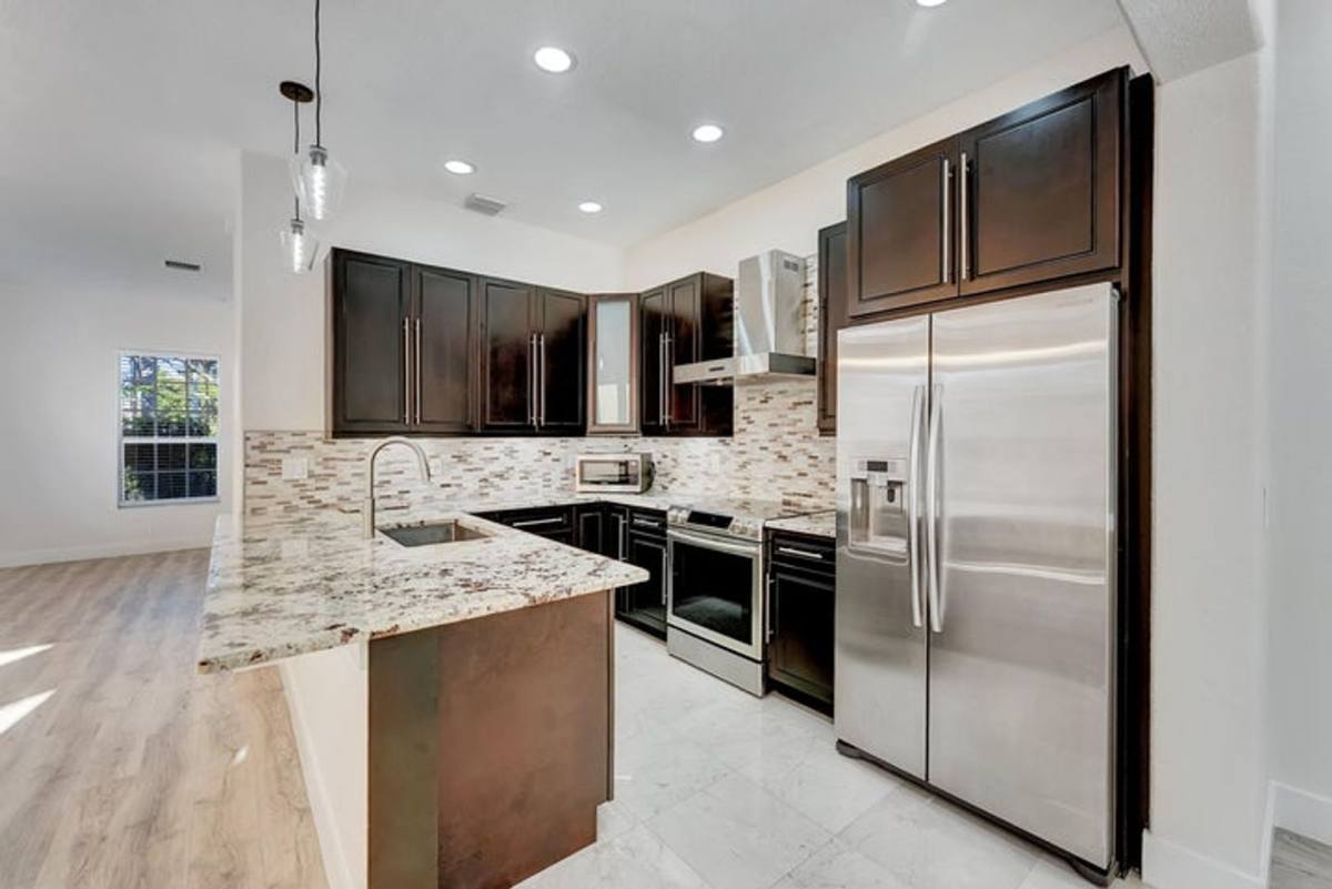 Townhouse for rent at 406 NW 25th Ave, Boynton Beach, FL 33426