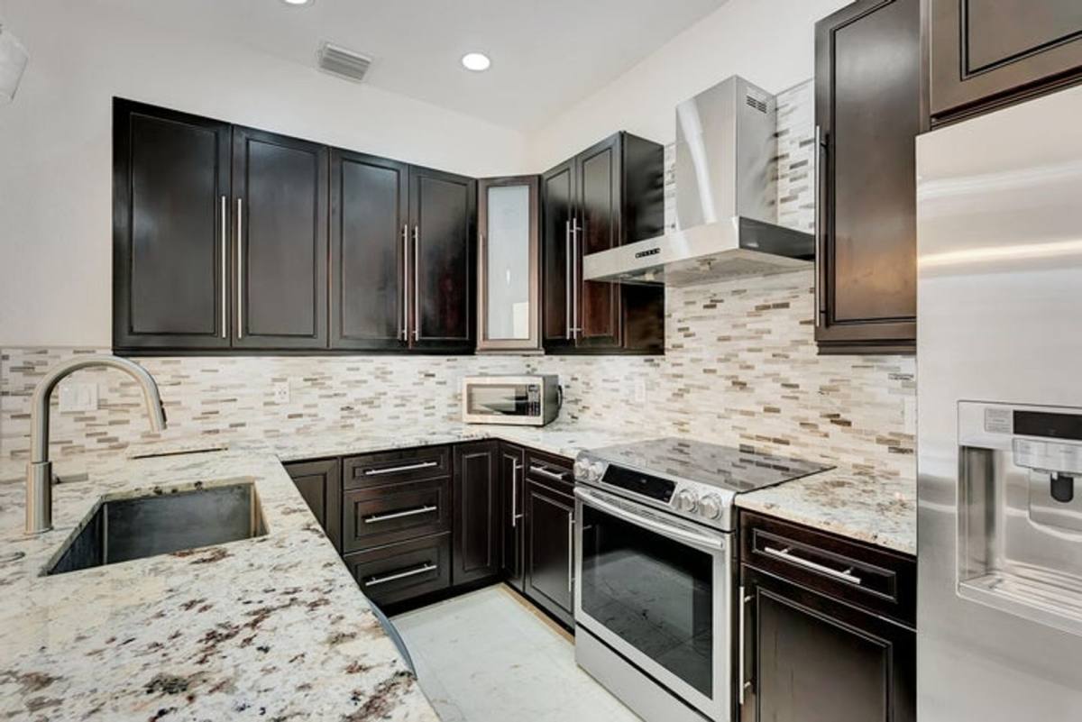 Townhouse for rent at 406 NW 25th Ave, Boynton Beach, FL 33426