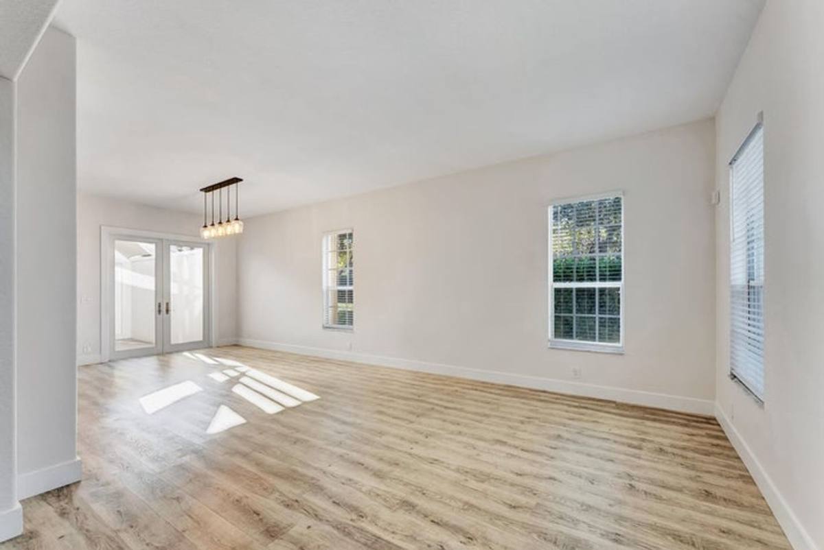 Townhouse for rent at 406 NW 25th Ave, Boynton Beach, FL 33426