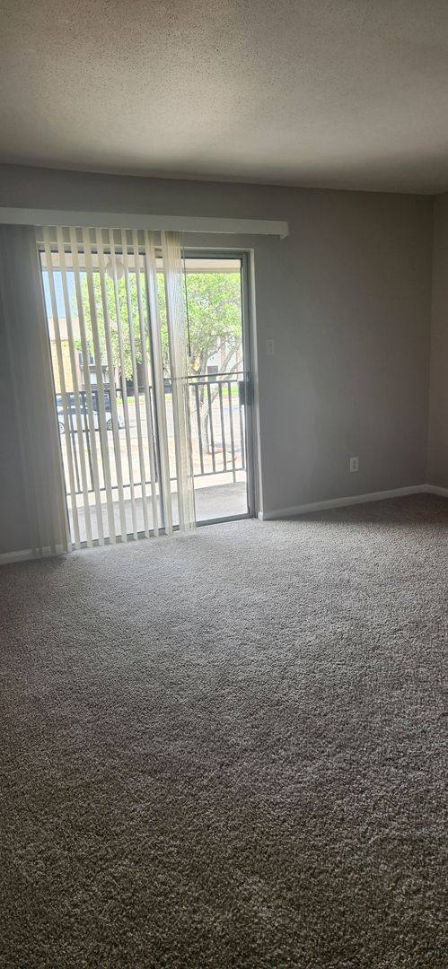 Apartment for rent at 1901 Rodd Field Rd, Corpus Christi, TX 78412