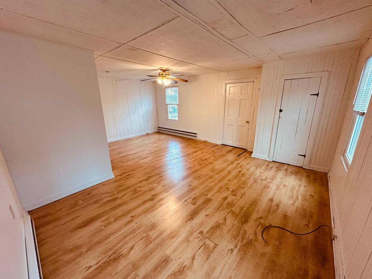 Apartment for rent at 361 W Market St, York, PA 17401