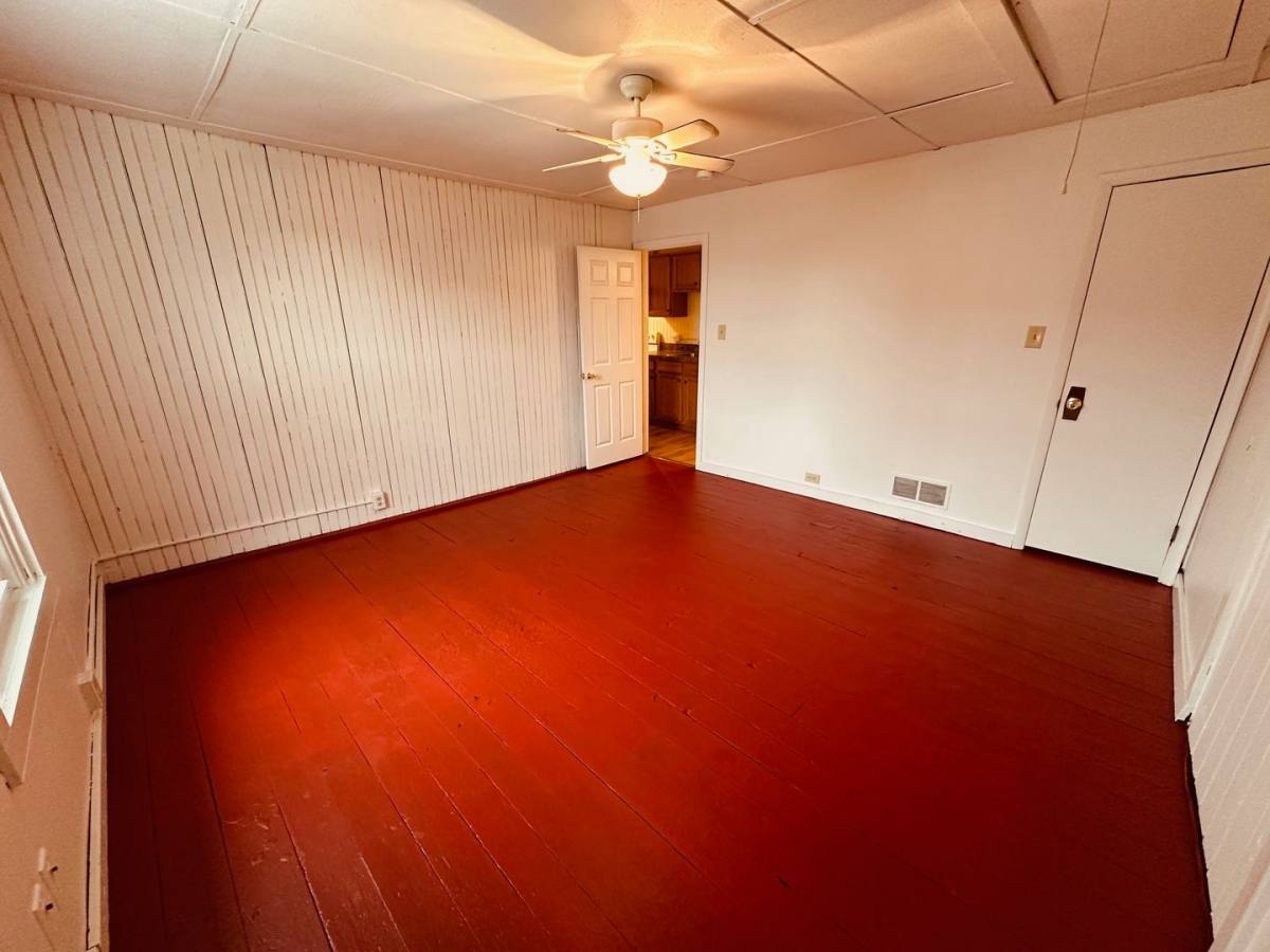 Apartment for rent at 361 W Market St, York, PA 17401