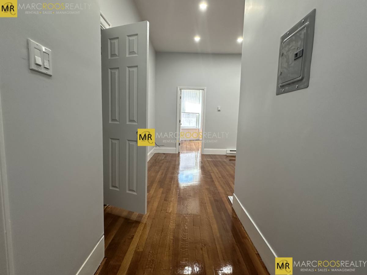 Apartment for rent at 474 Commonwealth Ave #2, Boston, MA 02215