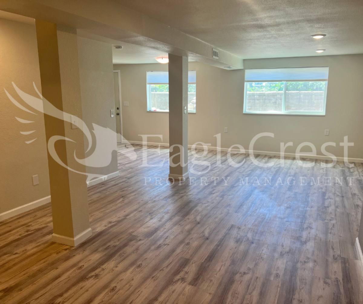 Apartment for rent at 1110 S College Ave, College Place, WA 99324