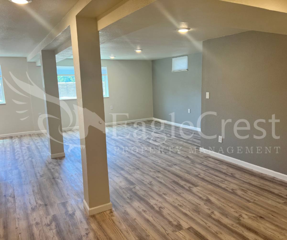 Apartment for rent at 1110 S College Ave, College Place, WA 99324