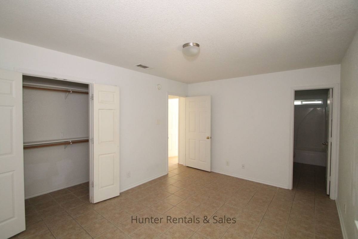 Townhouse for rent at 302-A Jeff Gordon, Harker Heights, TX 76548