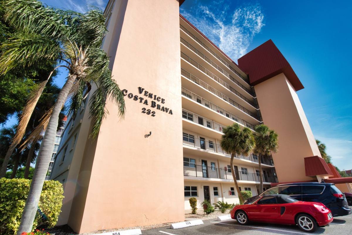 Condo for rent at 232 St Augustine Ave, Venice, FL 34285
