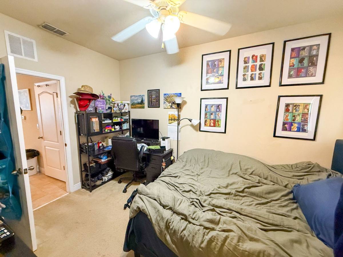 Condo for rent at 2946 SW 35th Place, Gainesville, FL 32608
