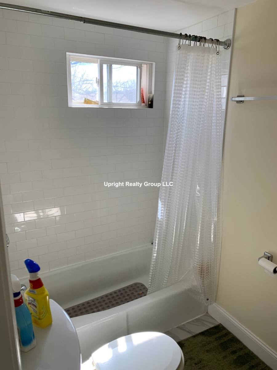 Apartment for rent at 181 Ocean Ave W #1, Salem, MA 01970