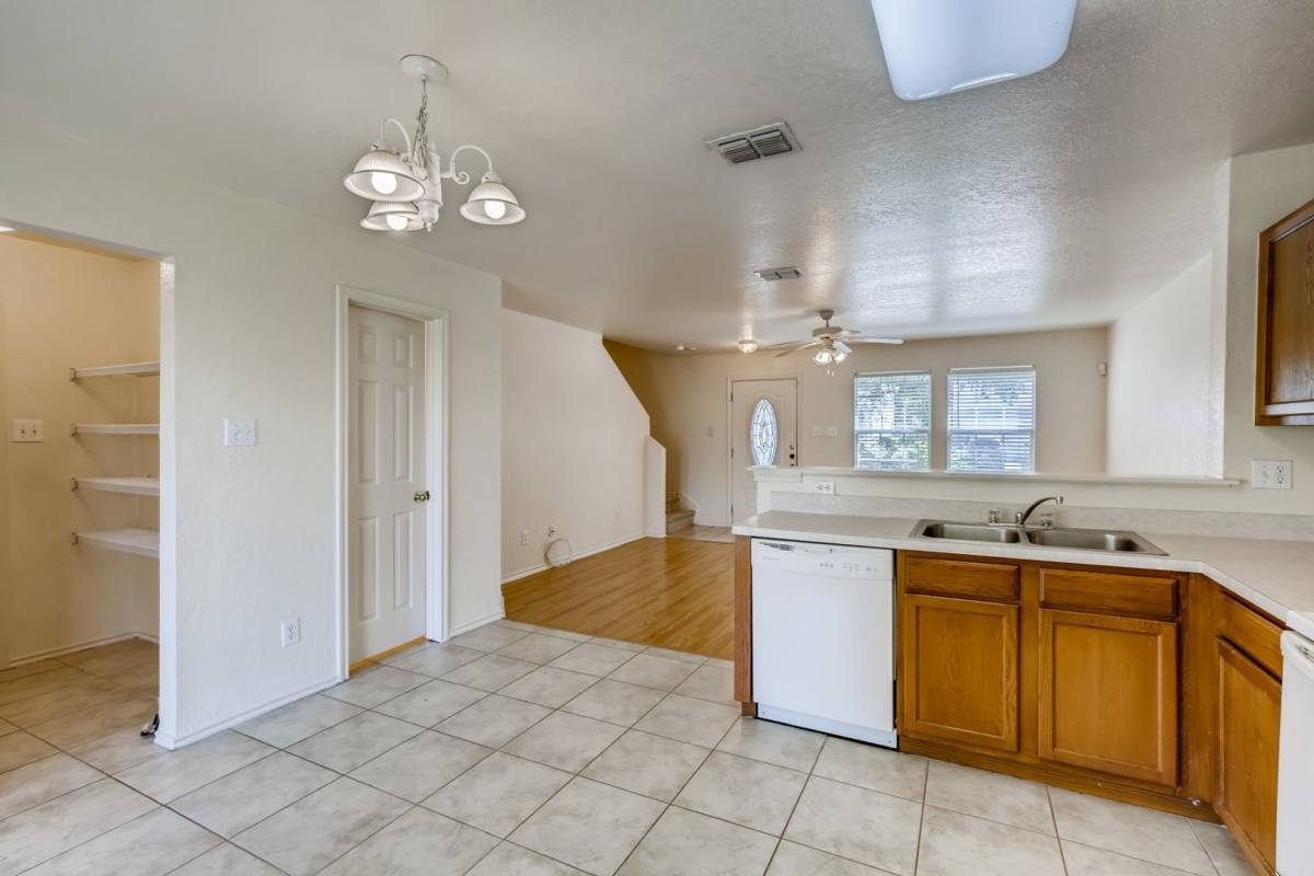 House for rent at 4807 Heather Pass, San Antonio, TX 78218