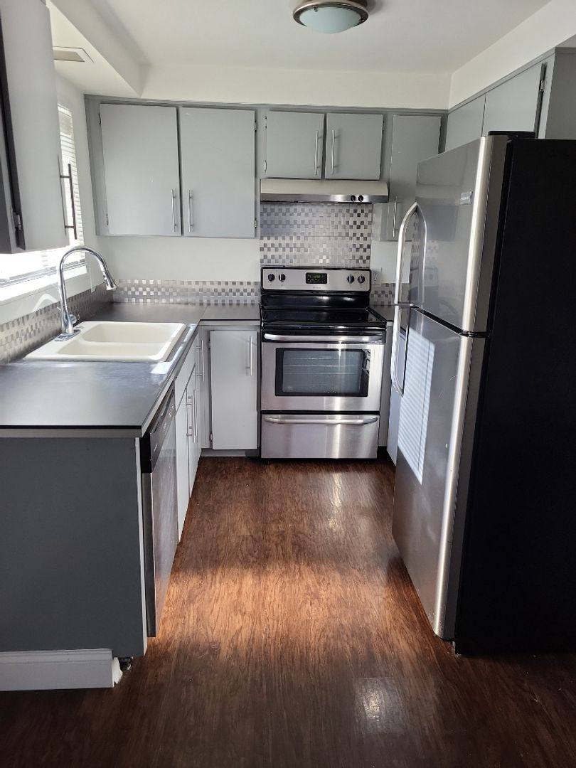 Apartment for rent at 3102-3108 Kauffman Ave, Vancouver, WA 98660