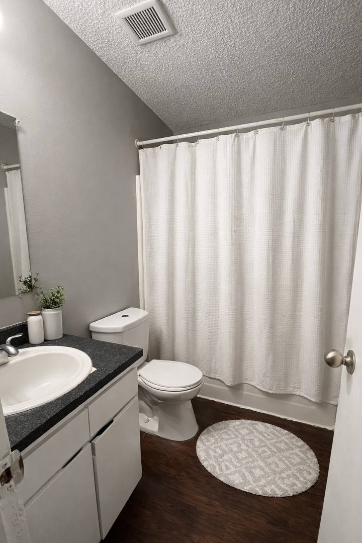 Apartment for rent at 1500 E Humphrey St, Tampa, FL 33604