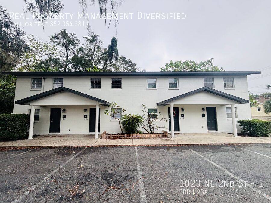 Townhouse for rent at 1023 NE 2nd St #1, Ocala, FL 34470