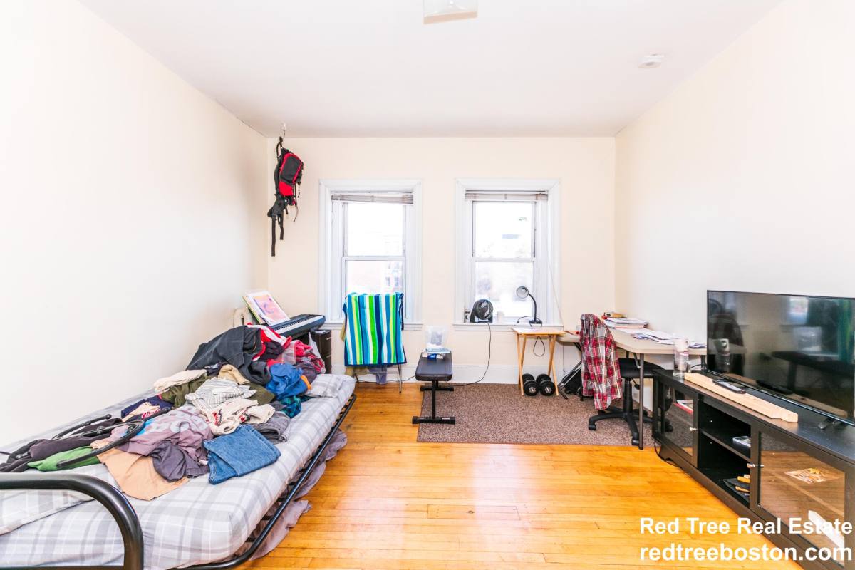 Apartment for rent at 1284 Commonwealth Ave #7, Allston, MA 02134