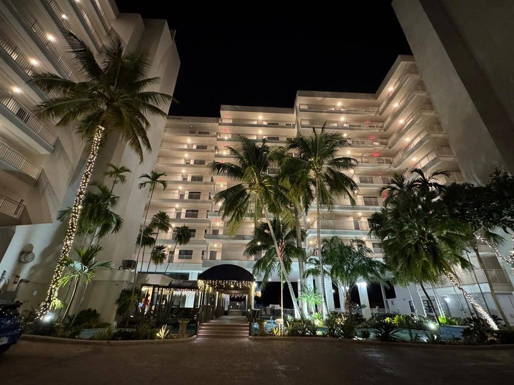 Apartment for rent at 3100 NE 48th St #908, Fort Lauderdale, FL 33308