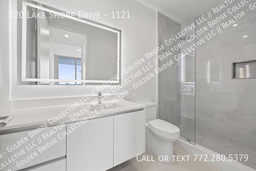 Condo for rent at 220 Lake Shore Dr #1121, West Palm Beach, FL 33403