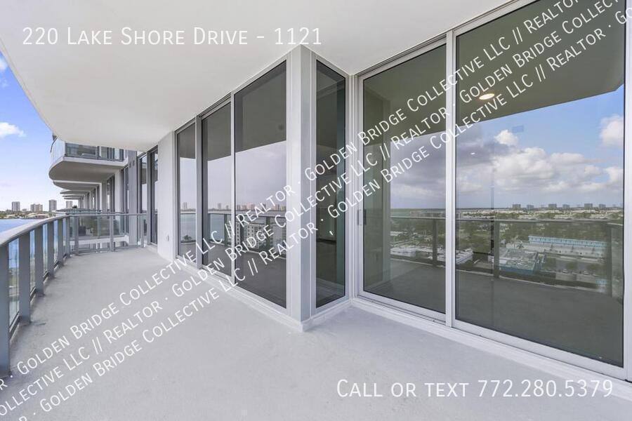 Condo for rent at 220 Lake Shore Dr #1121, West Palm Beach, FL 33403