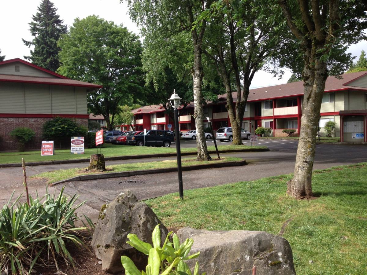 Apartment for rent at 2000 Laurel Place, Vancouver, WA 98661