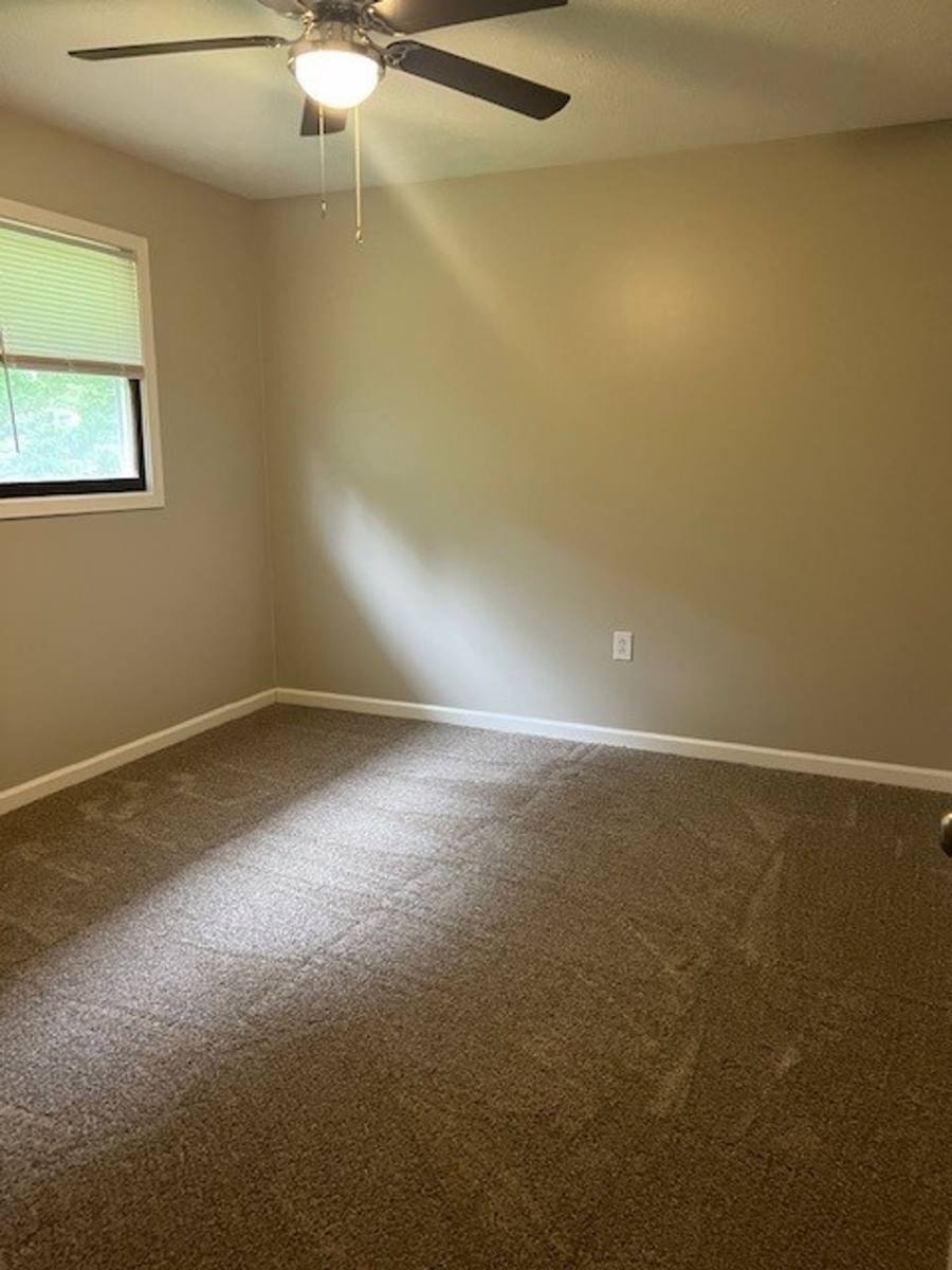 Apartment for rent at 134 Hideaway Hills Rd, Johnson City, TN 37615