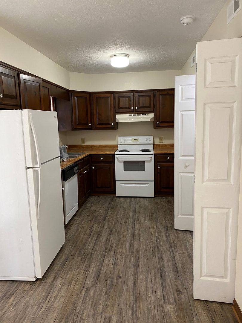 Apartment for rent at 134 Hideaway Hills Rd, Johnson City, TN 37615