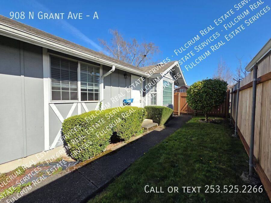 Apartment for rent at 908 N Grant Ave #A, Tacoma, WA 98403