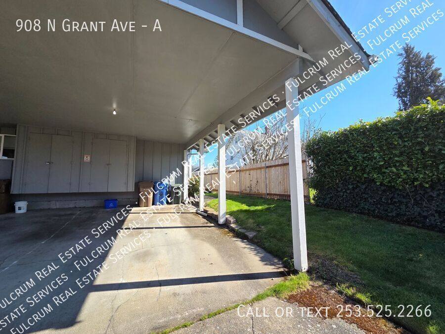 Apartment for rent at 908 N Grant Ave #A, Tacoma, WA 98403