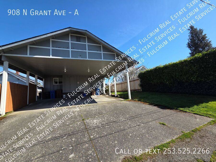 Apartment for rent at 908 N Grant Ave #A, Tacoma, WA 98403