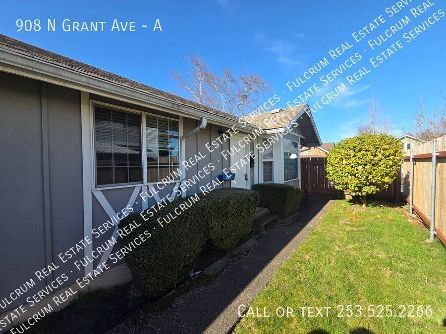 Apartment for rent at 908 N Grant Ave #A, Tacoma, WA 98403