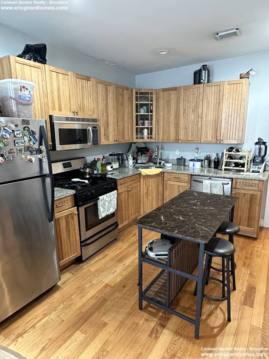 Apartment for rent at 194 Marion St #2, East Boston, MA 02128