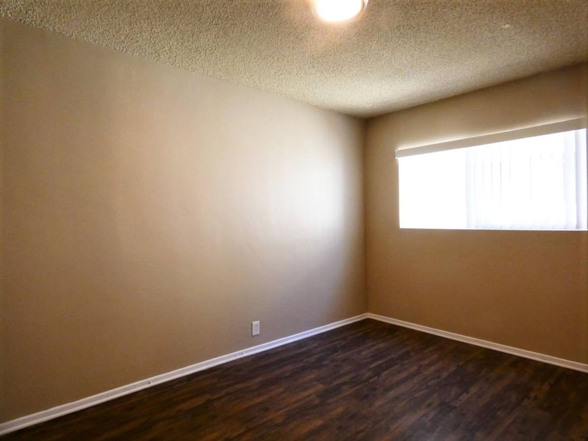 Apartment for rent at 1600 Orizaba Ave, Long Beach, CA 90804
