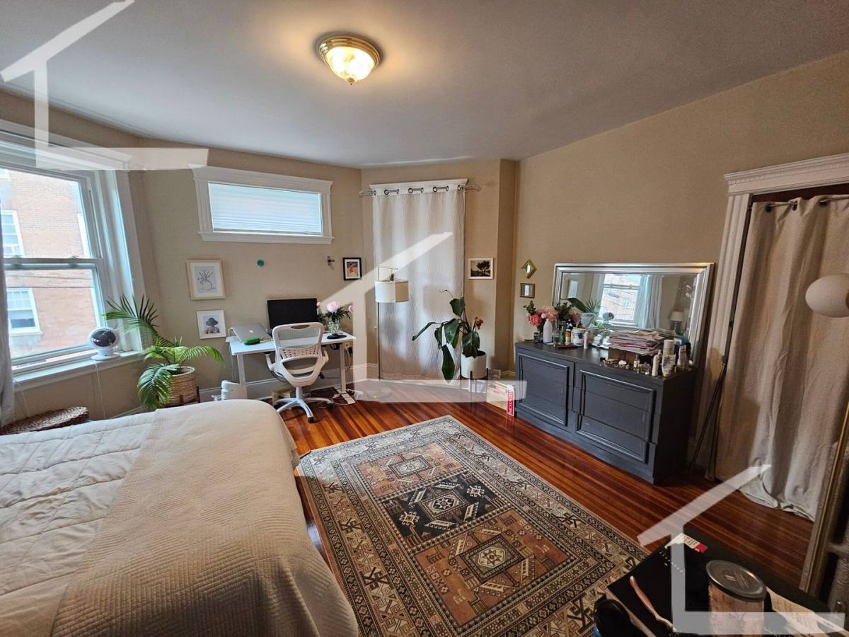 Apartment for rent at 5 Euston St #D1, Brookline, MA 02446