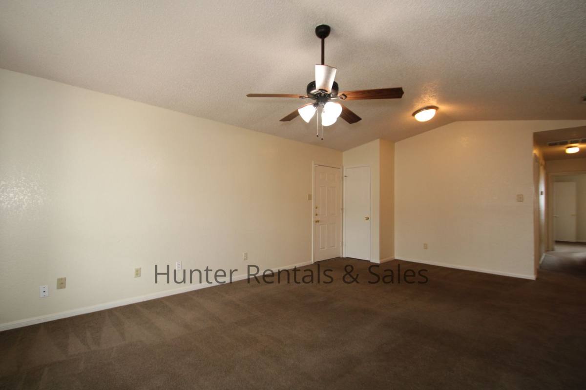 Townhouse for rent at 406-A Alpine St, Killeen, TX 76542