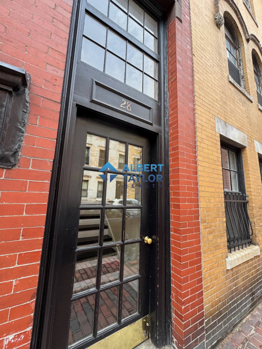 Apartment for rent at 28 Phillips St #M, Boston, MA 02114