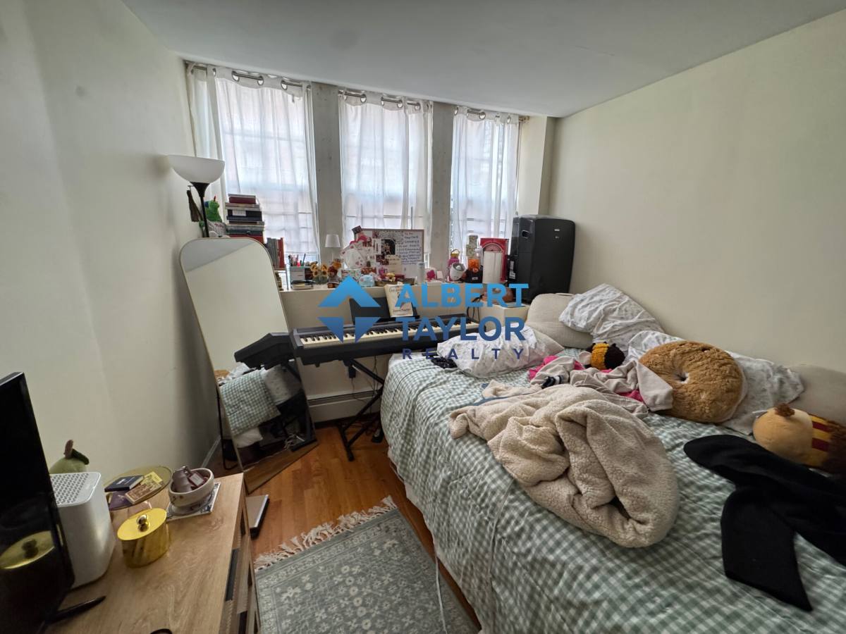 Apartment for rent at 28 Phillips St #M, Boston, MA 02114