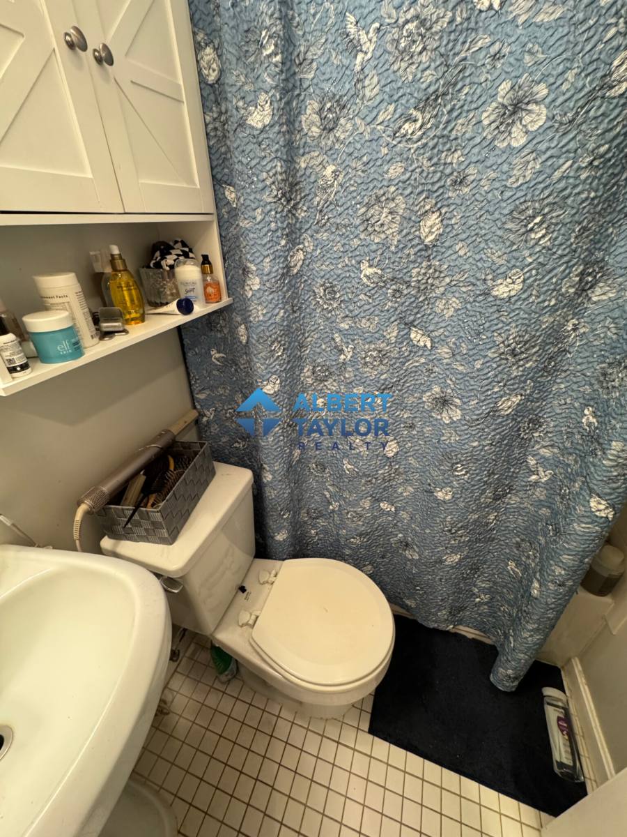 Apartment for rent at 28 Phillips St #M, Boston, MA 02114