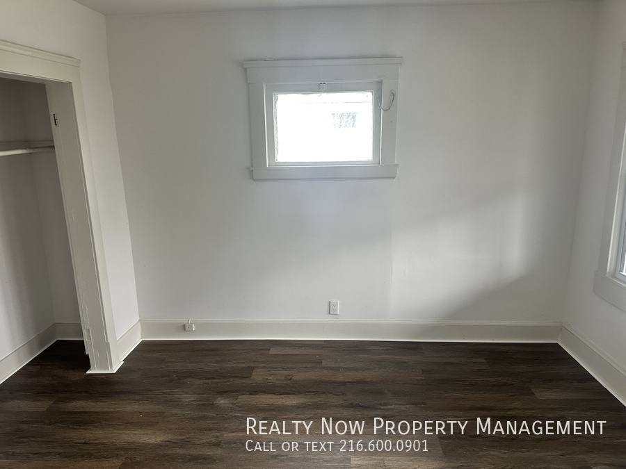 Apartment for rent at 9521 Mount Auburn Ave #2, Cleveland, OH 44104