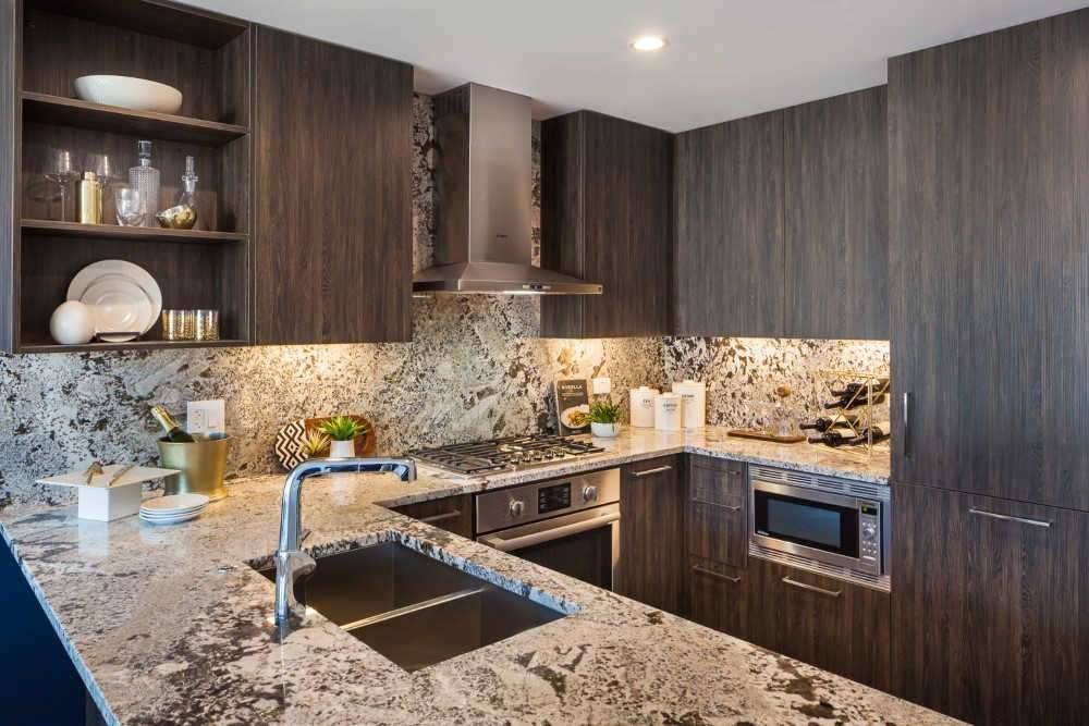 Apartment for rent at 734 N Hudson Ave #507, Chicago, IL 60654
