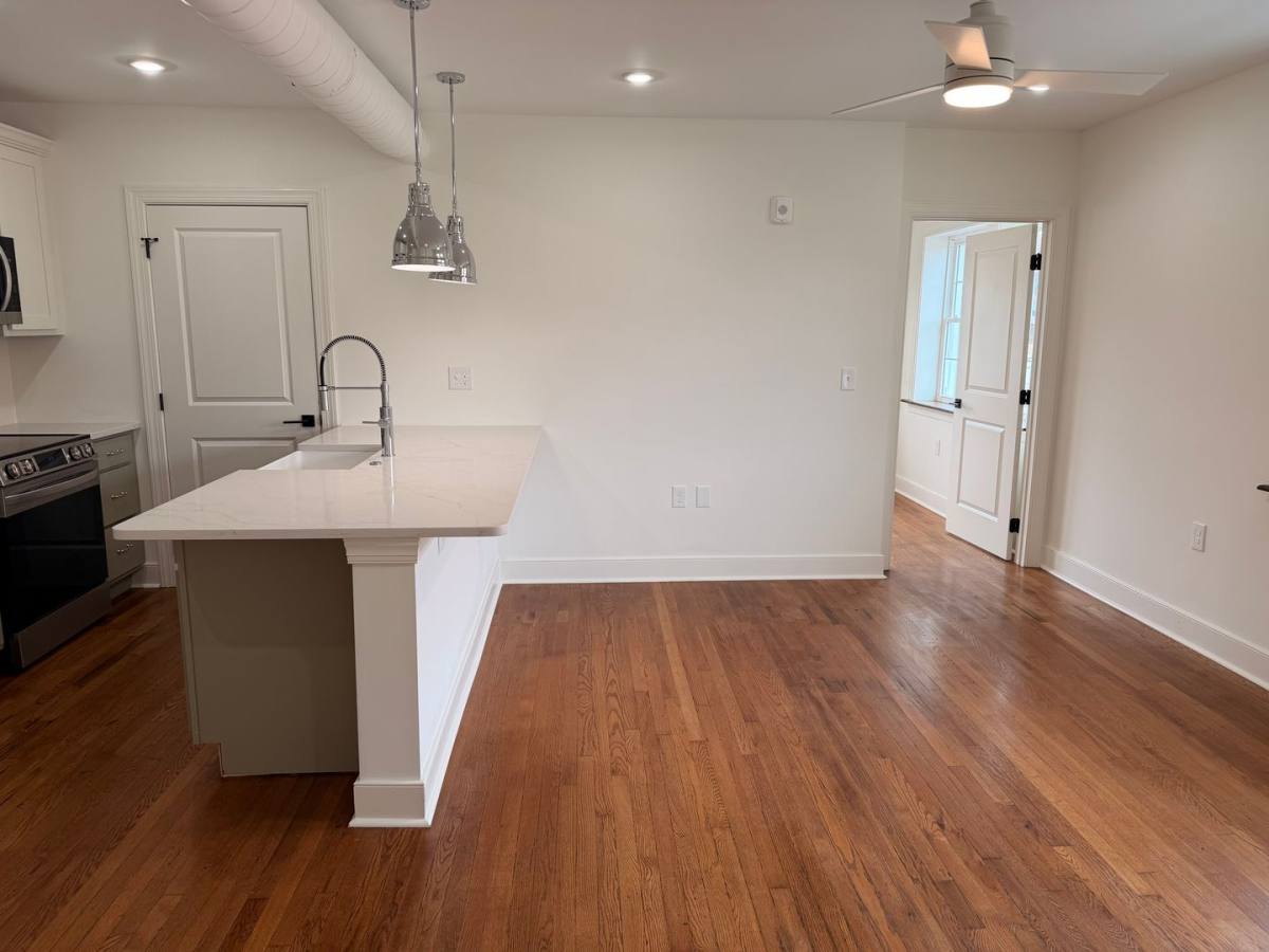 Apartment for rent at 2724 Magnolia Ave, Knoxville, TN 37914
