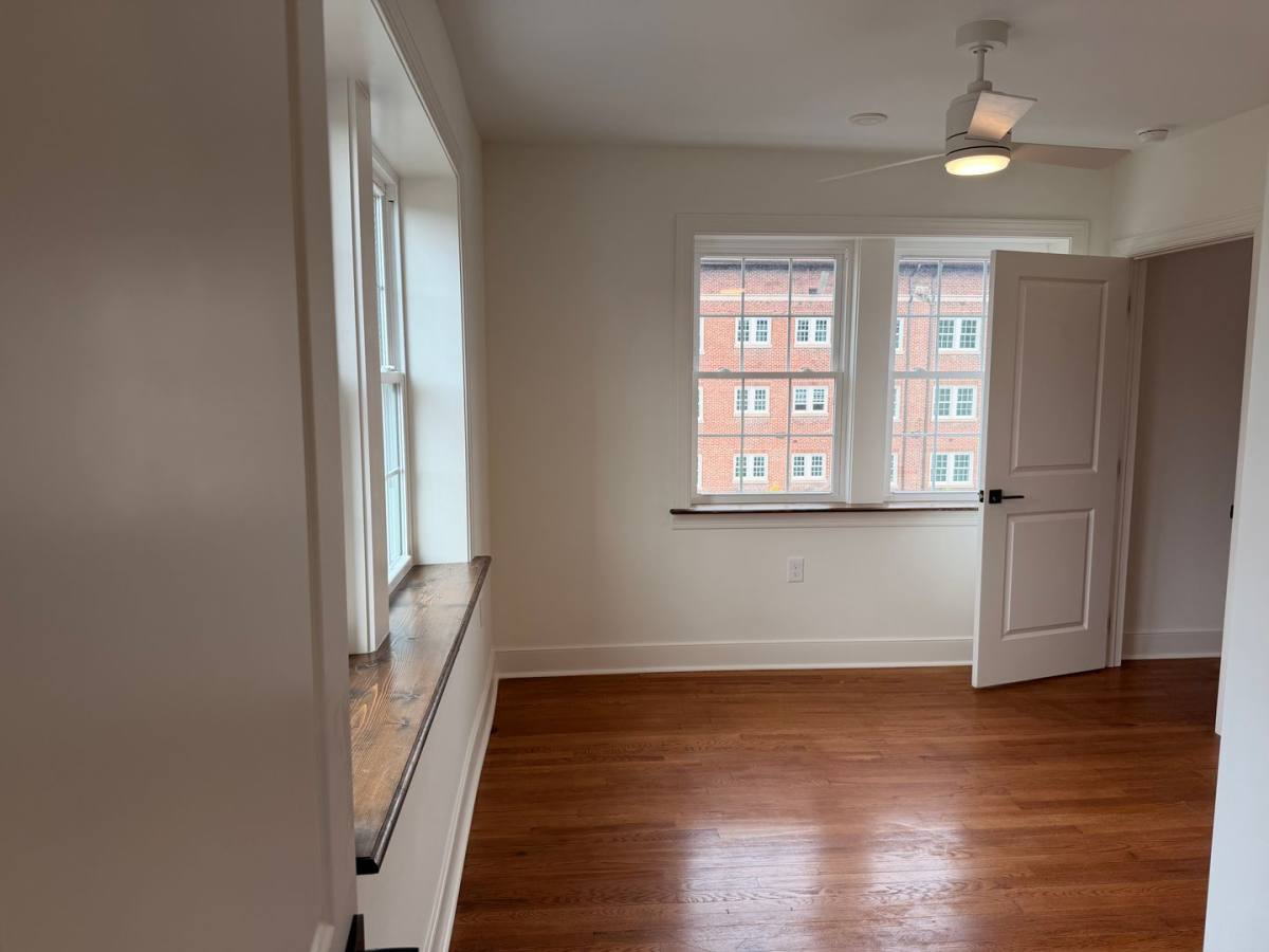 Apartment for rent at 2724 Magnolia Ave, Knoxville, TN 37914