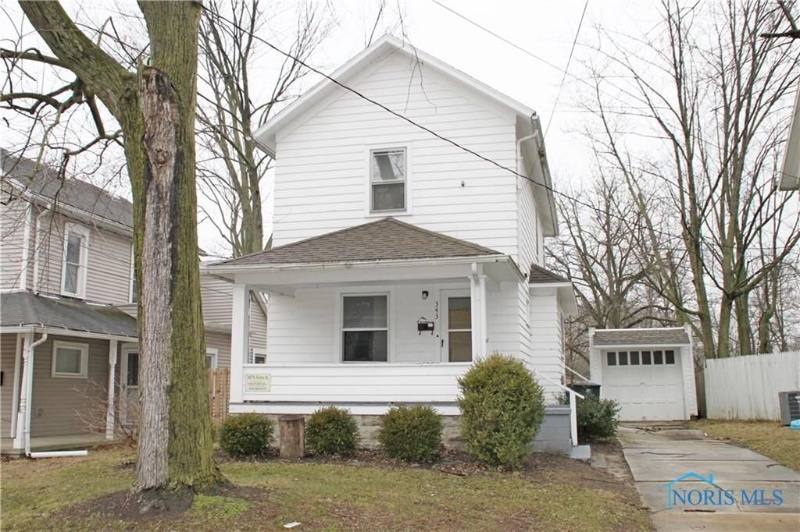 House for rent at 343 N Grove St, Bowling Green, OH 43402