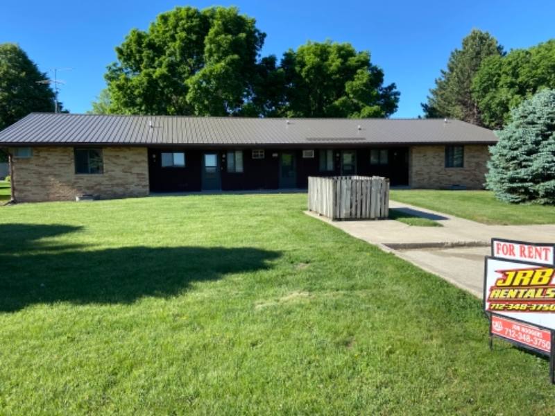 Apartment for rent at 108 Willow Creek Lane, Hospers, IA 51238