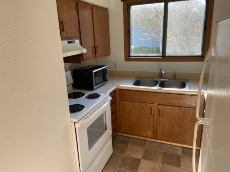 Apartment for rent at 108 Willow Creek Lane, Hospers, IA 51238