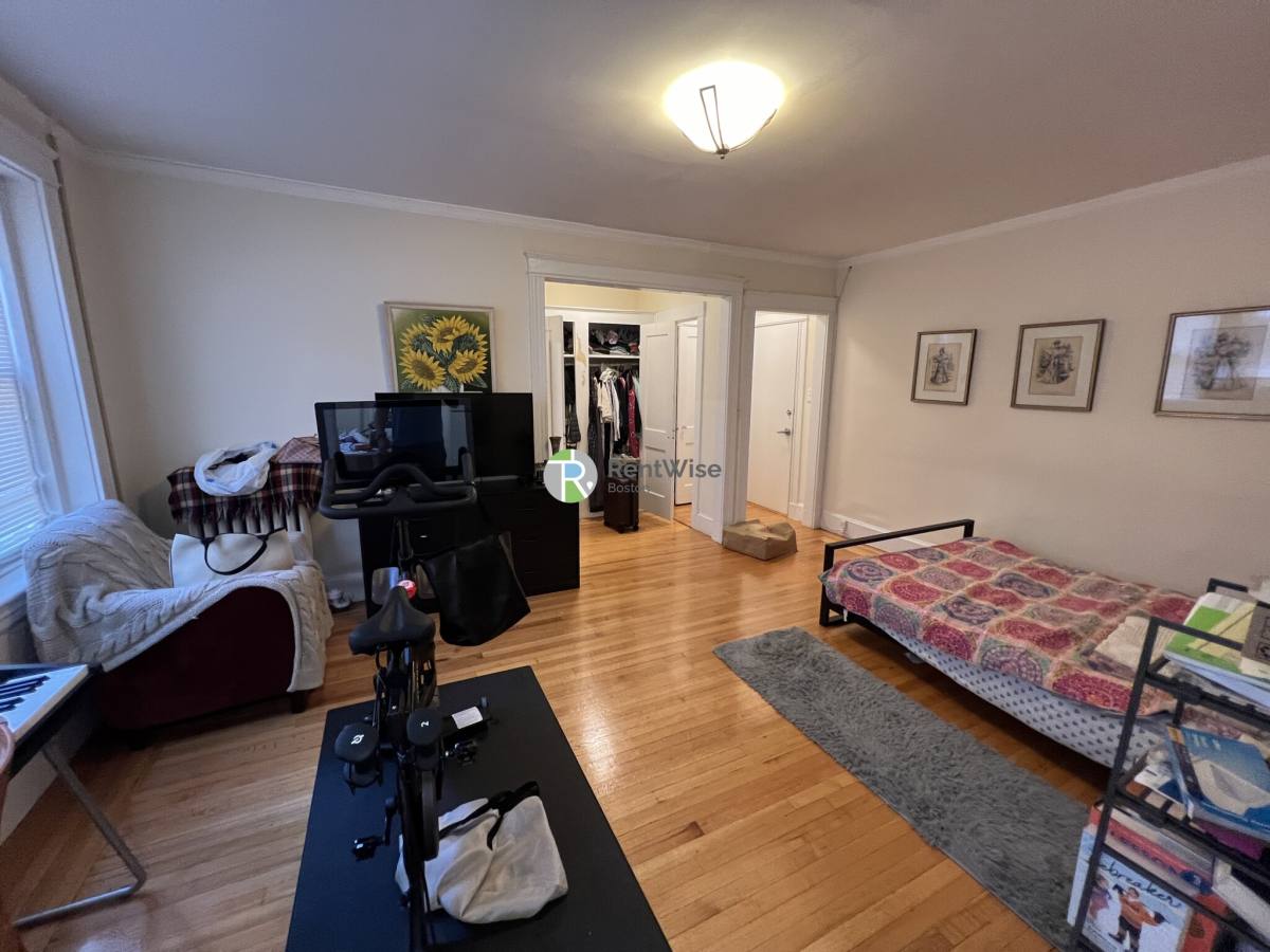 Apartment for rent at 96 Washington St #18, Brighton, MA 02135