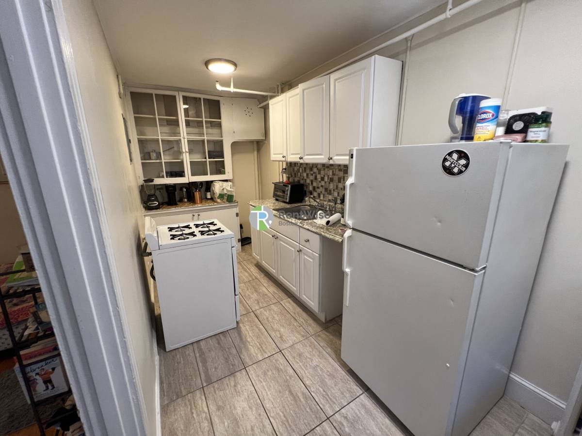 Apartment for rent at 96 Washington St #18, Brighton, MA 02135