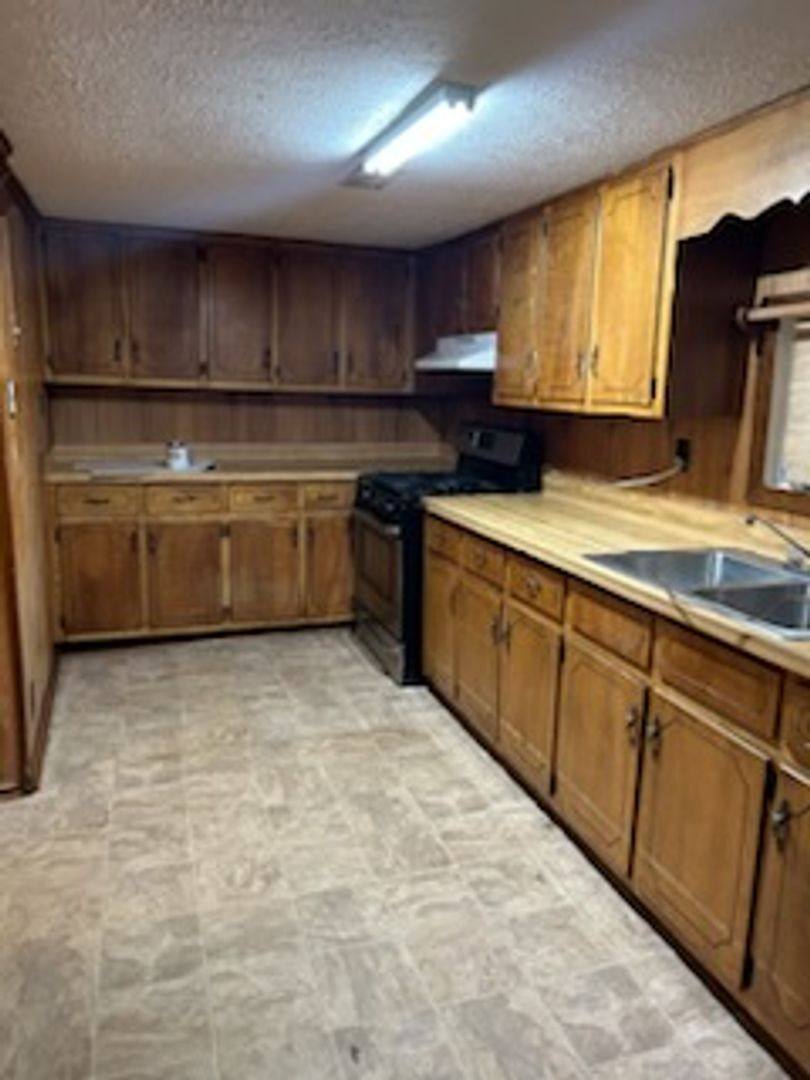 House for rent at 130 Grantham St, Red Springs, NC 28377