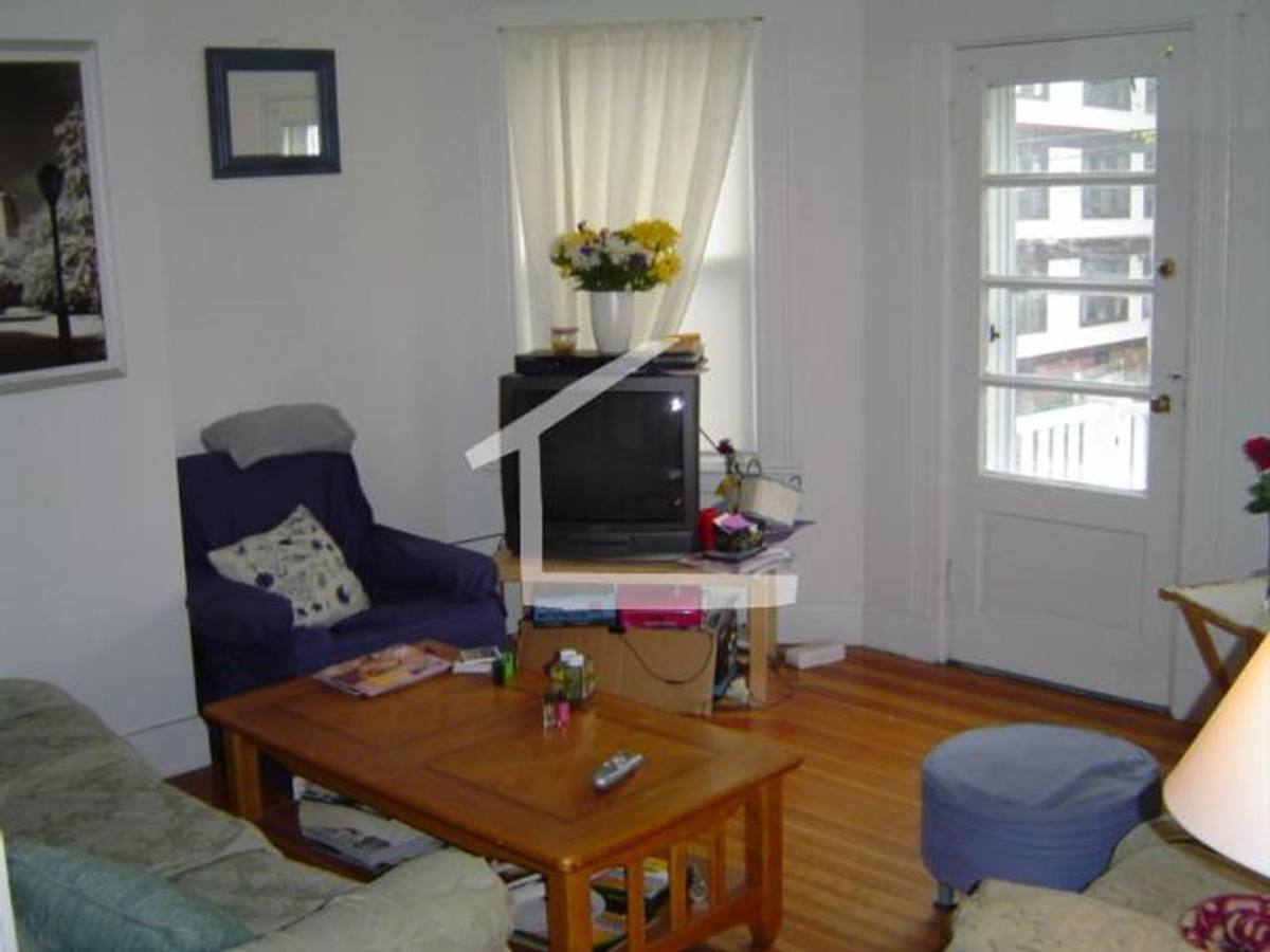 Apartment for rent at 137 Brooks St #1A, Brighton, MA 02135