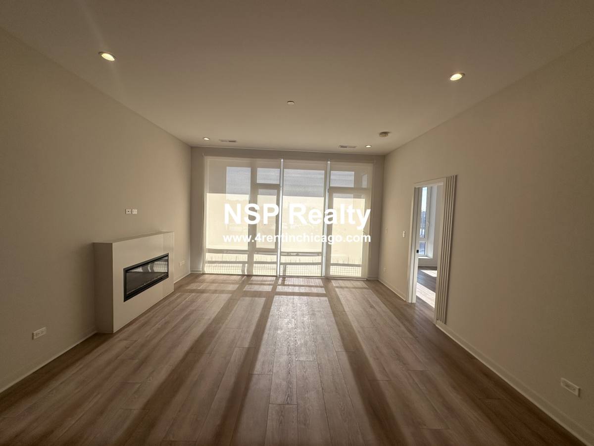 Apartment for rent at 3207 Narragansett #406, Chicago, IL 60634