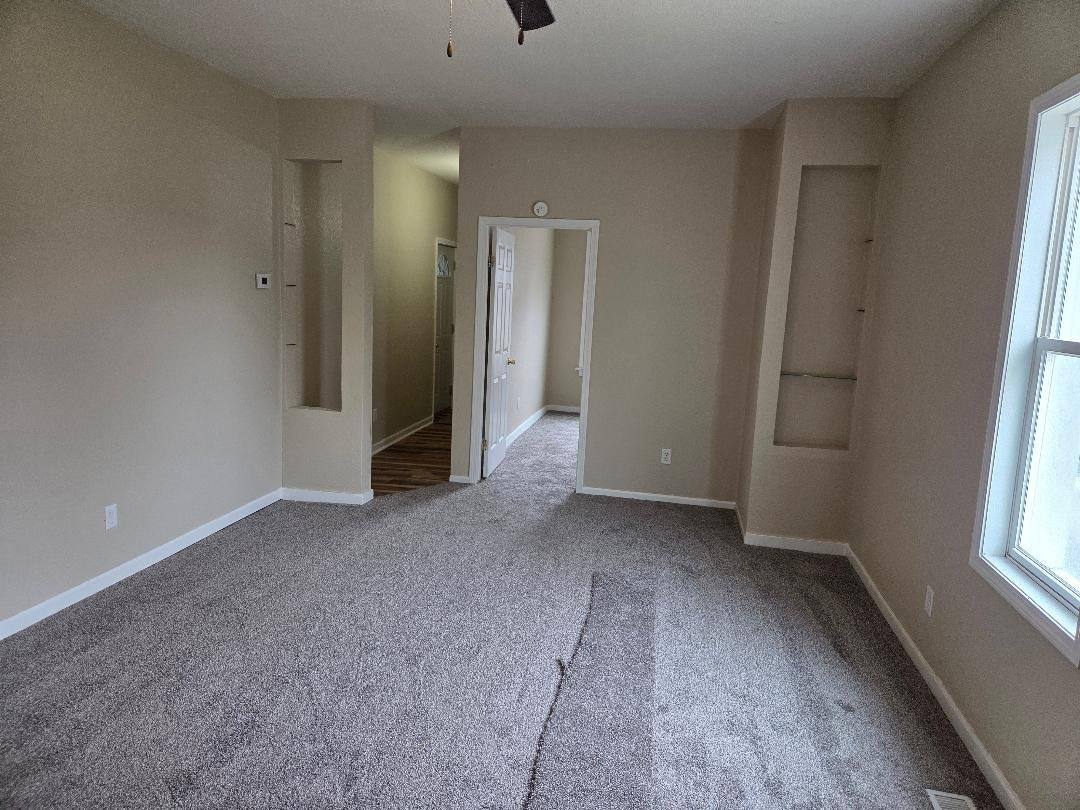 Apartment for rent at 921 N Mason #1, Saginaw, MI 48602